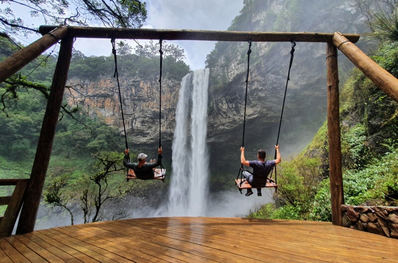 Recorrido a pie por la cascada Caracol - Imagen 1