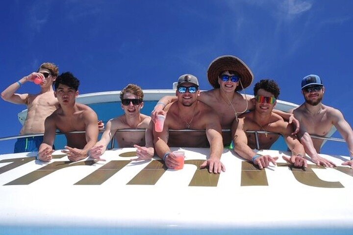 Punta Cana Party: Snorkeling and Open Bar - Imagen 1