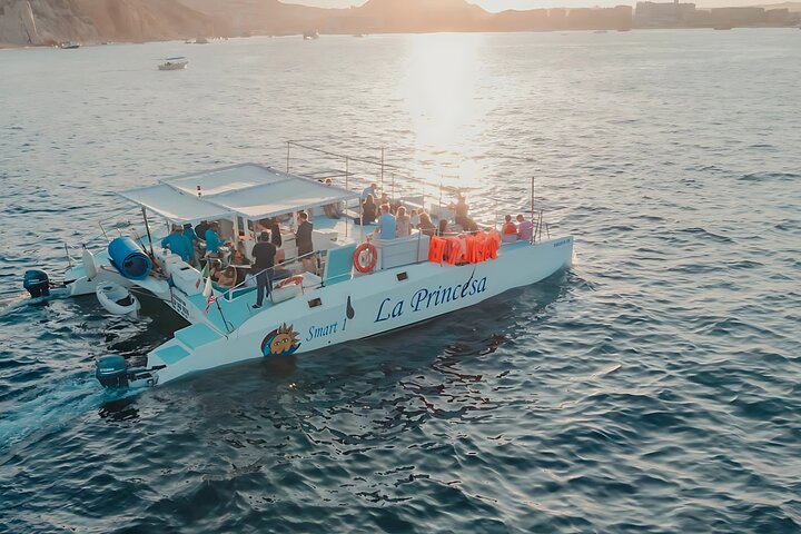 Catamarán snorkel a Bahía Santa María - Imagen 1