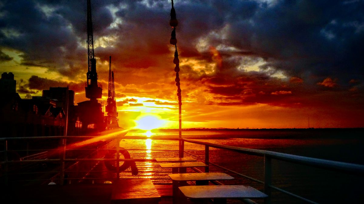 Barco Cisne Blanco - Billete Happy Hour - Imagen 1