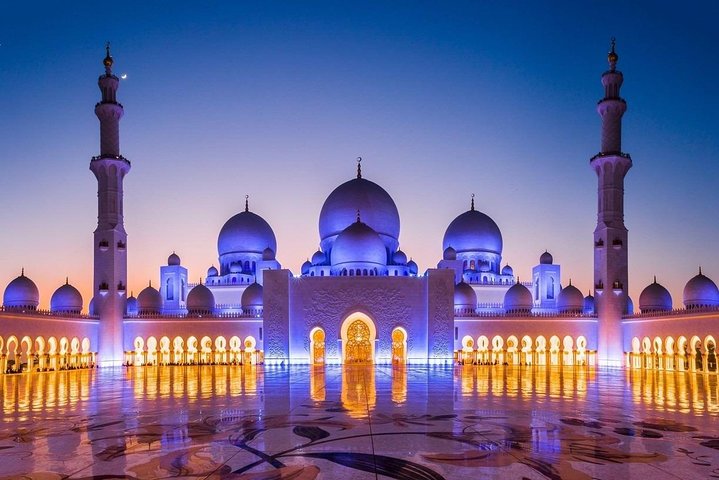 City tour por Abu Dabi con Mezquita y Louvre - Imagen 1