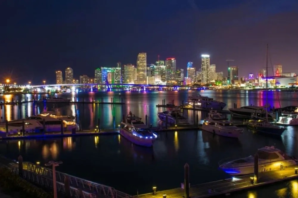 Big Bus nocturno por Miami - Imagen 1