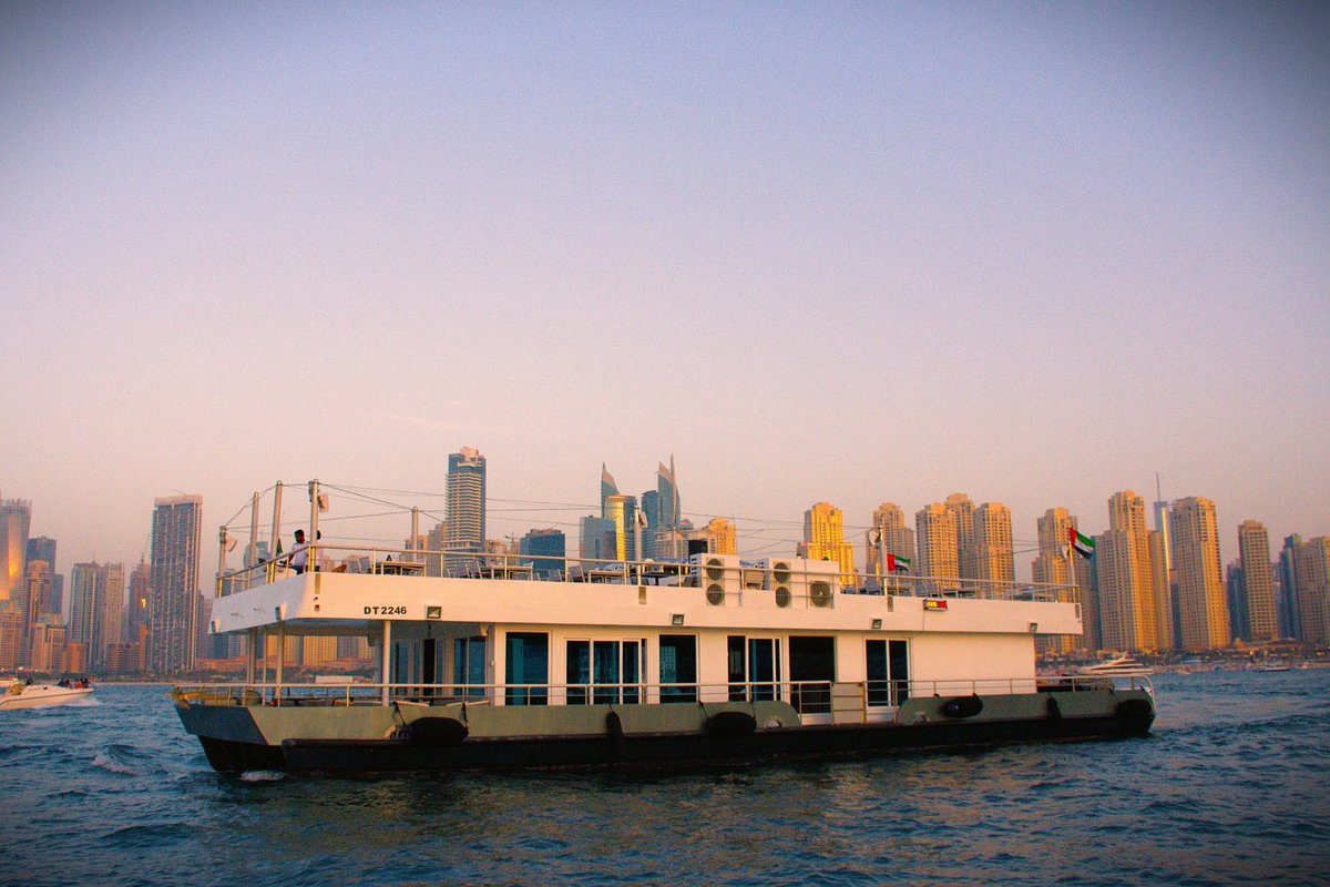 Dubai Sea Lounge Dinner Cruise - Imagen 1