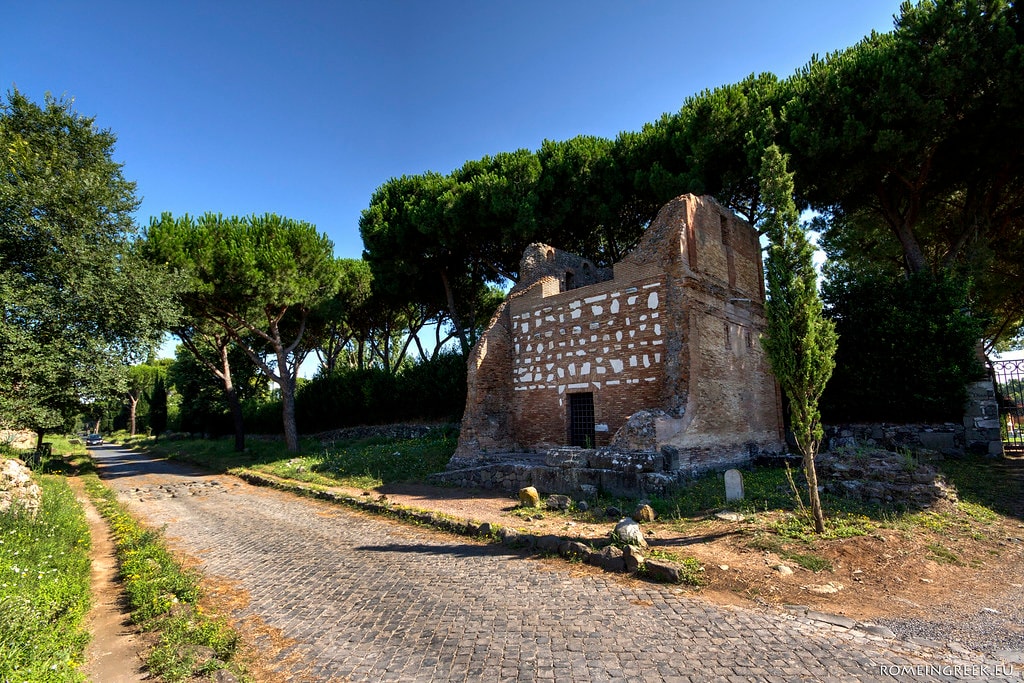 Via Appia and Catacombs of Rome - Imagen 1