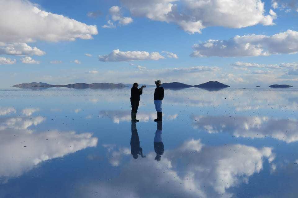 Uyuni Salt Flats Full-Day Tour - Imagen 1