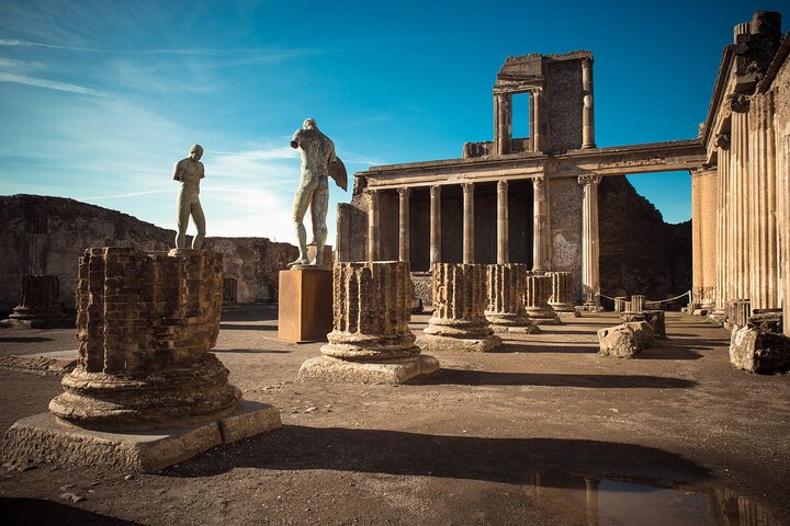 Medio día en Pompeya desde Nápoles - Imagen 1