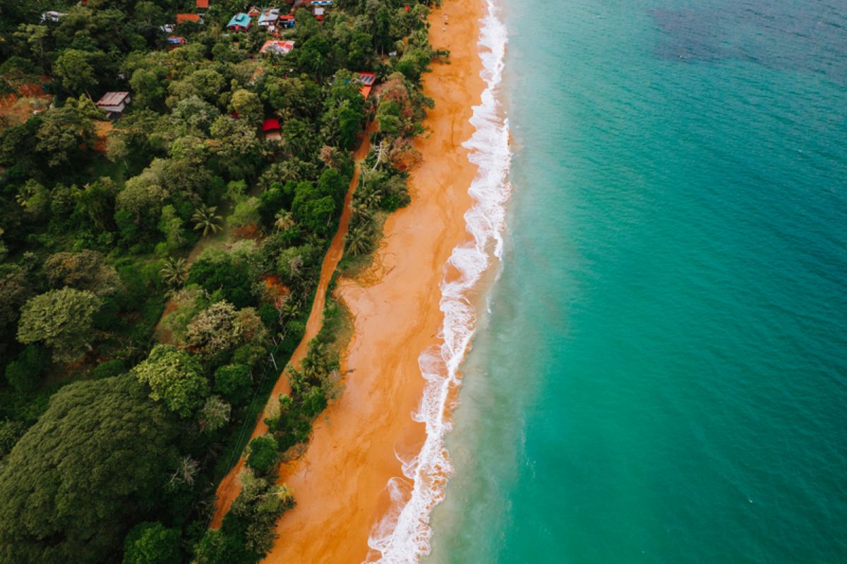 Taboga, Historia y Playa - Imagen 1
