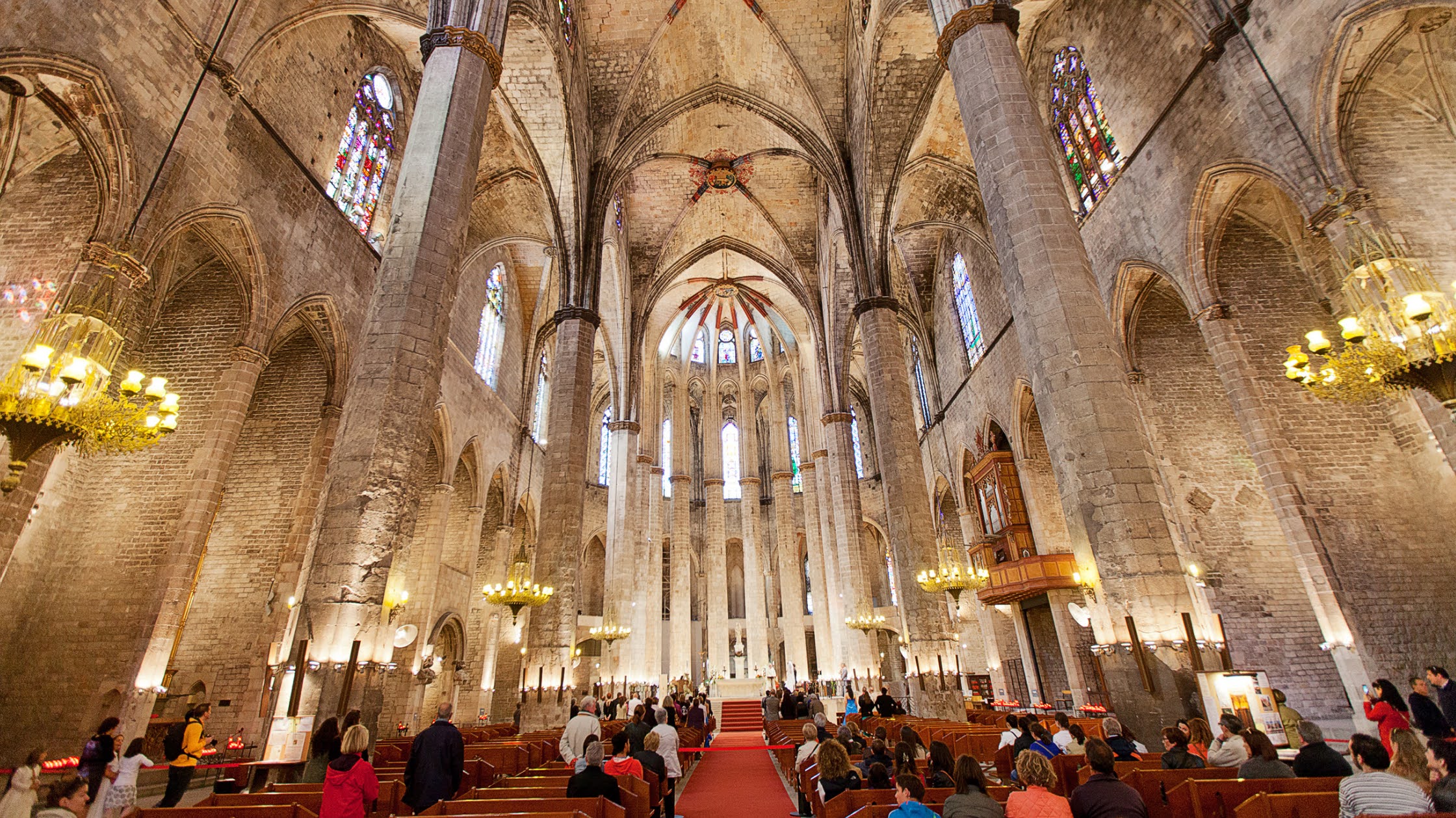 Santa María del Mar y acceso a la terraza - Imagen 1