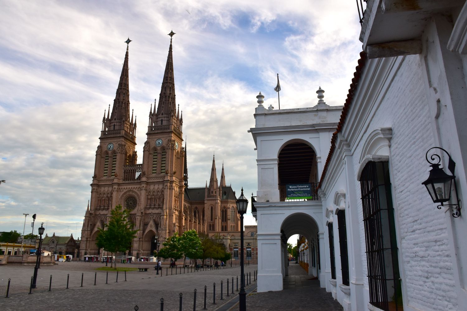 Basílica de Luján: museo, mirador y almuerzo - Imagen 1