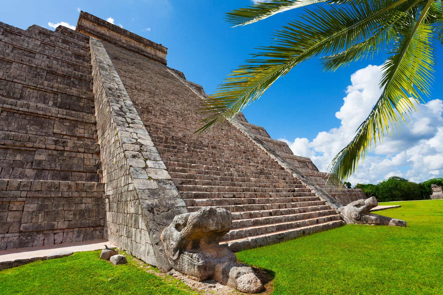 Chichen Itza with cenote and buffet lunch - Imagen 1