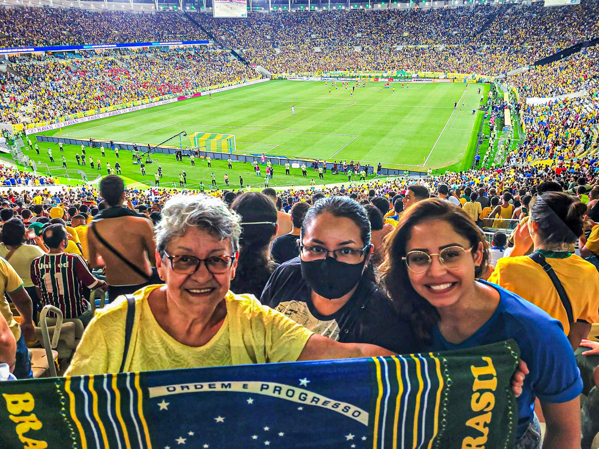 Soccer Match in Rio with Guide and Transport - Imagen 1
