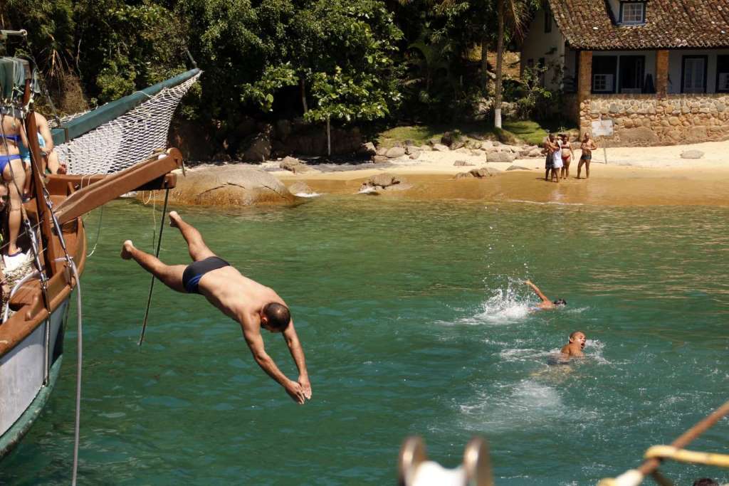 Crucero en Goleta y Snorkeling - Imagen 1