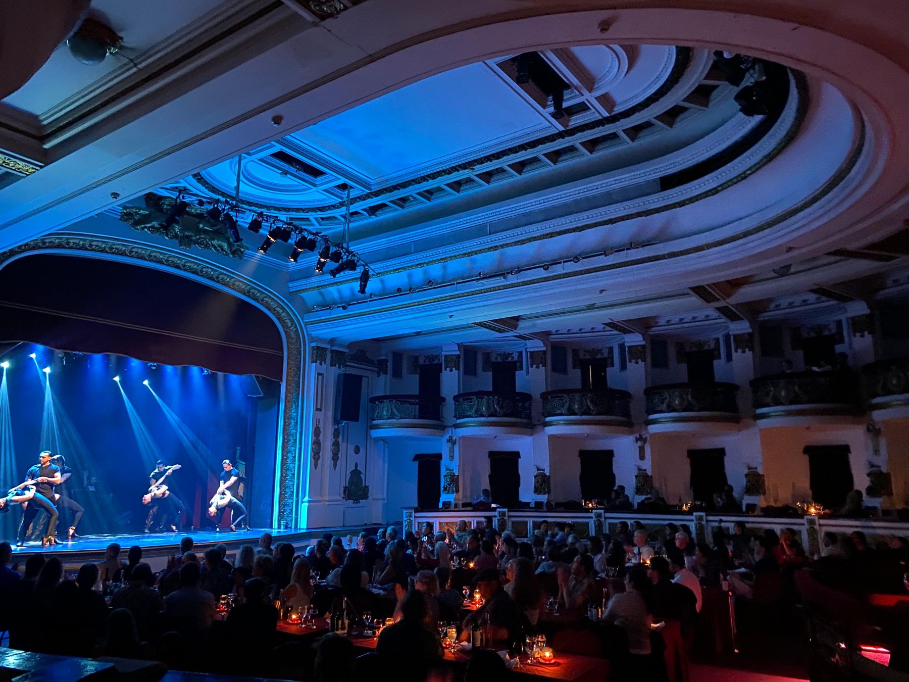 Palacio Tango en el Teatro Piazzolla - Imagen 1