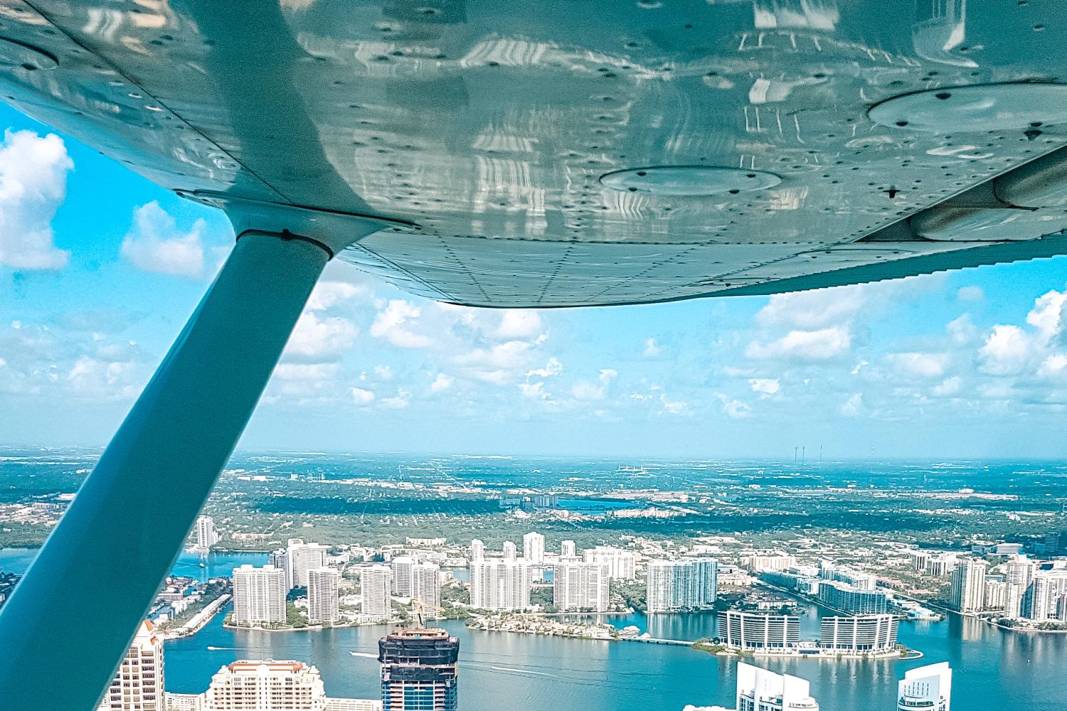 Avião de luxo: 50 minutos sobre Miami - Imagen 1