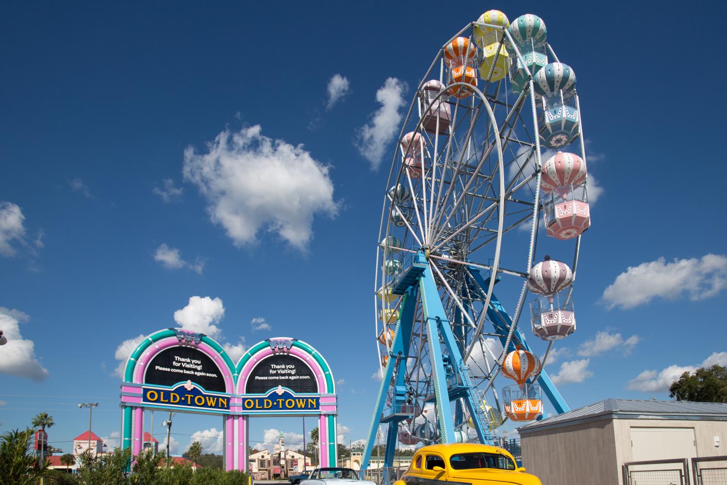 Old Town Kissimmee: noria y comida - Imagen 1