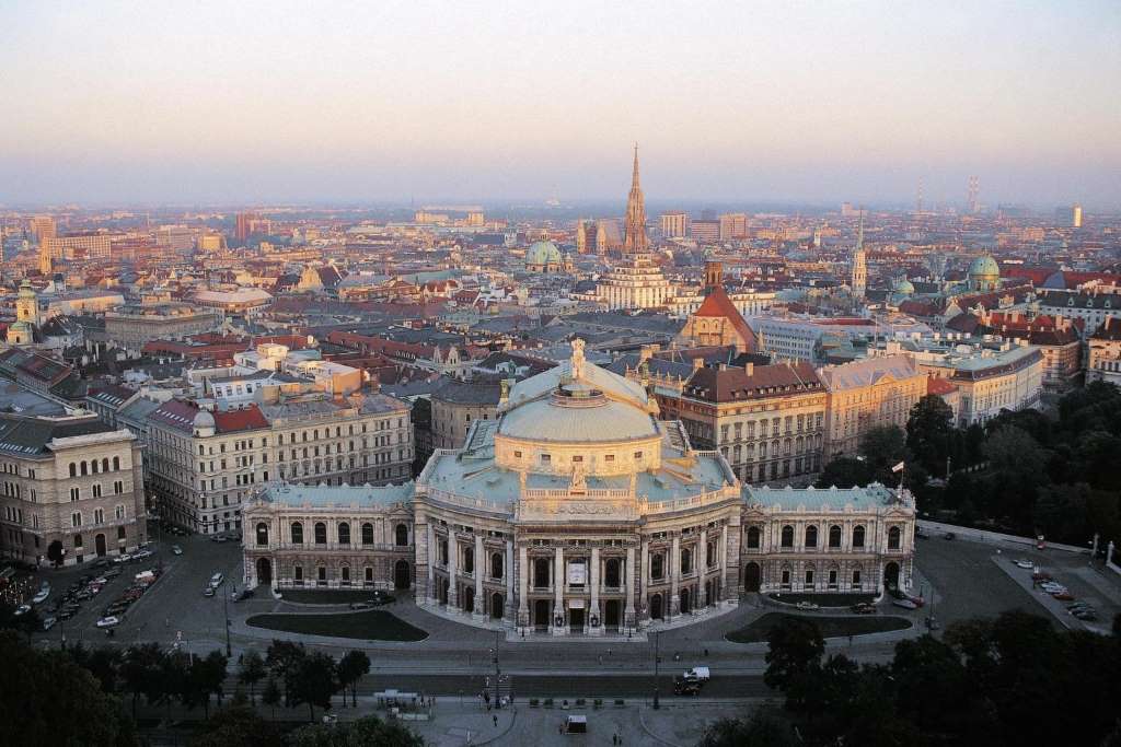 Viena por un día desde Praga - Imagen 1