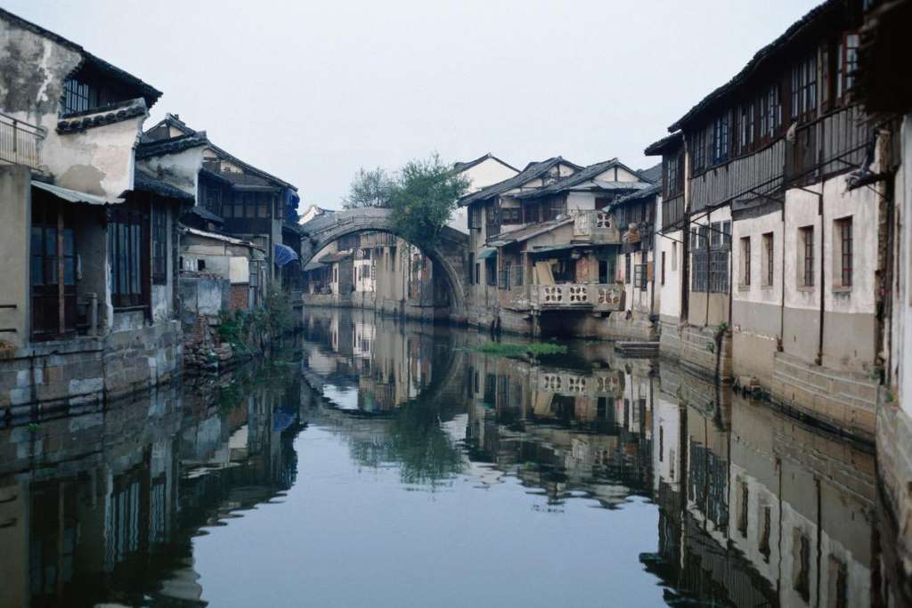 Zhou Zhuang, pueblo de agua: medio día - Imagen 1